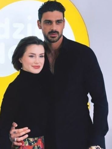 Rouba Saadeh's ex-husband Michele Morrone with his co-star Anna Maria Sieklucka